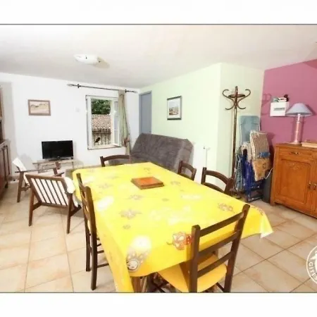 House Le Chene 3 Hébergement de vacances *